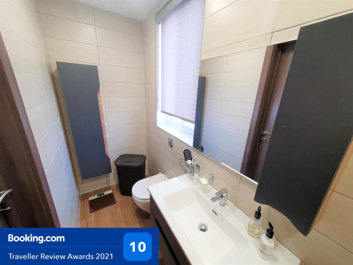 Msiebah Court San Gwann Modern Apt Near Sliema And St Julians Exterior photo