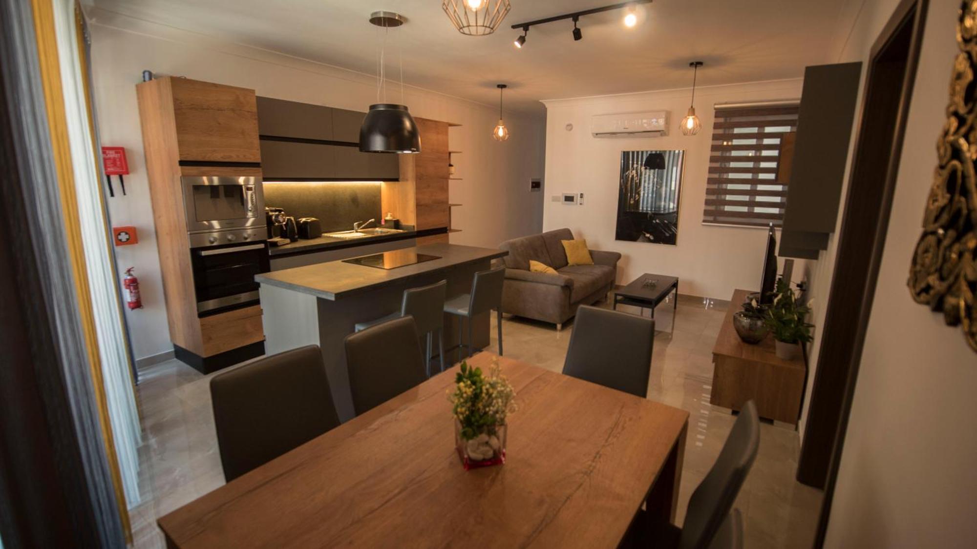 Msiebah Court San Gwann Modern Apt Near Sliema And St Julians Exterior photo